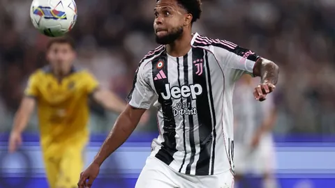 国安2-0三镇：方镜淇失误，张玉宁空门建功