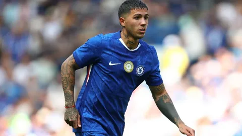 蜂巢对决：黄蜂与鹈鹕NBA巅峰对决，数据解析揭秘战局走向！